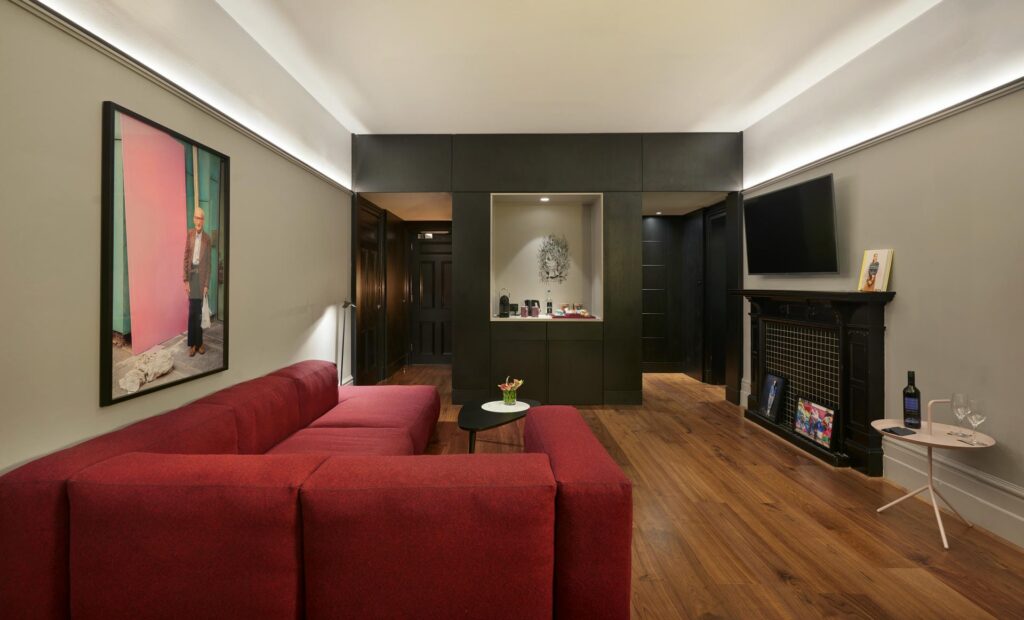 andaz_Andaz London Liverpool Street_Large Suite (3)_Compressed